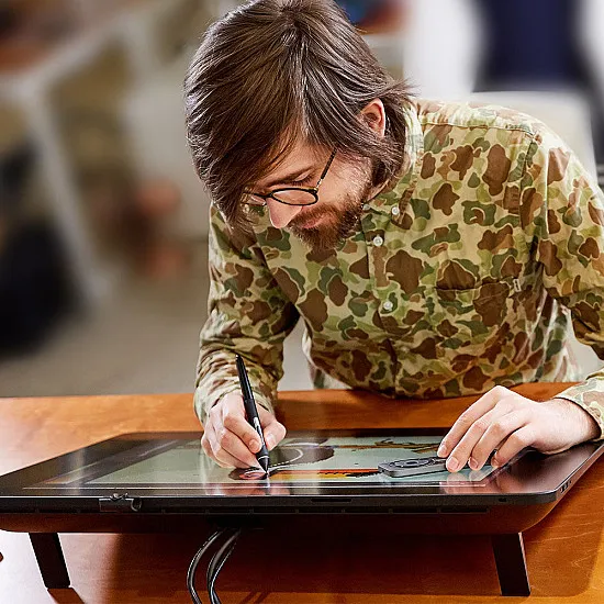 Wacom Cintiq Pro 24 - touch - DTH-2420 | DGtizers